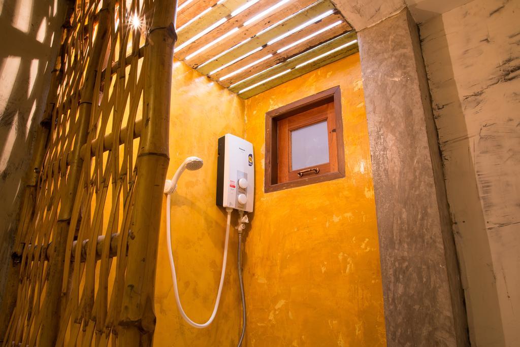 Ferienwohnung Baanchompooamphawa Zimmer foto