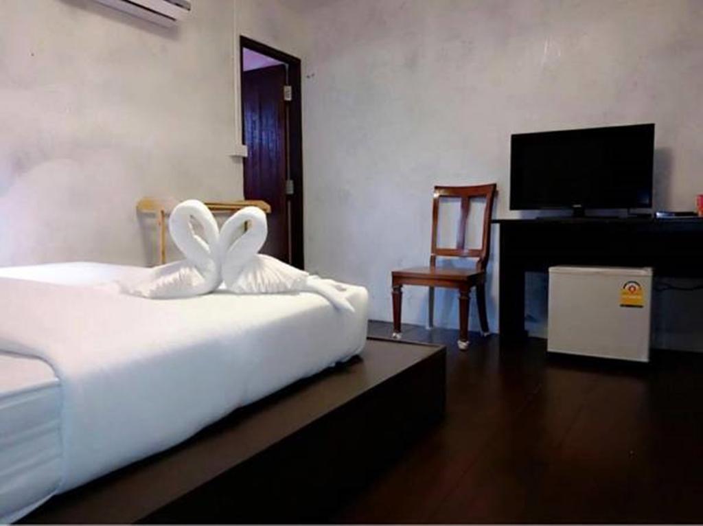 Ferienwohnung Baanchompooamphawa Exterior foto