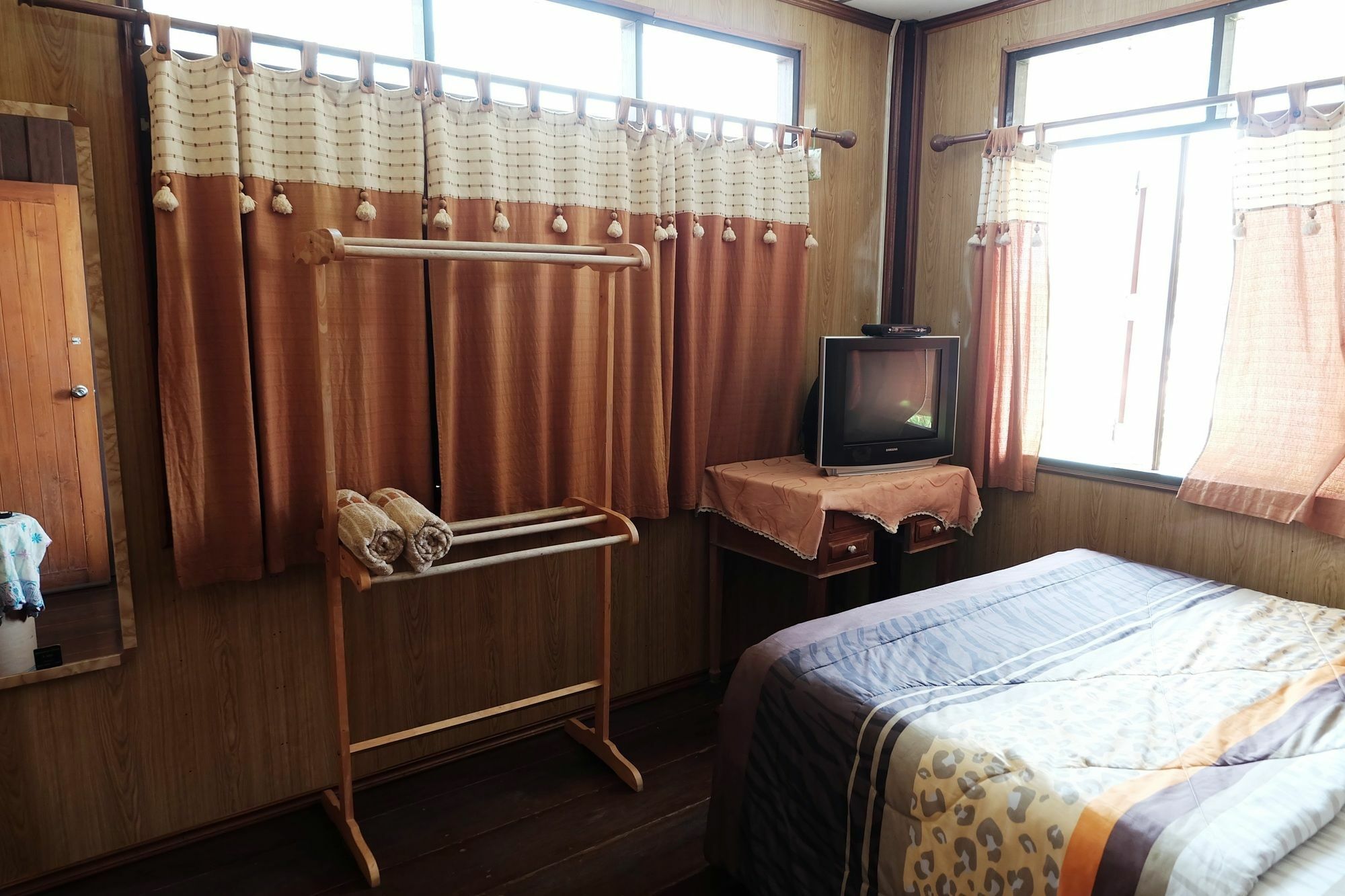 Ferienwohnung Baanchompooamphawa Exterior foto