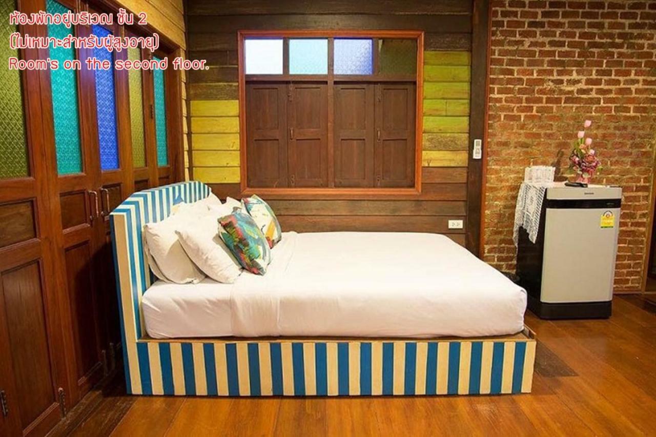 Ferienwohnung Baanchompooamphawa Exterior foto