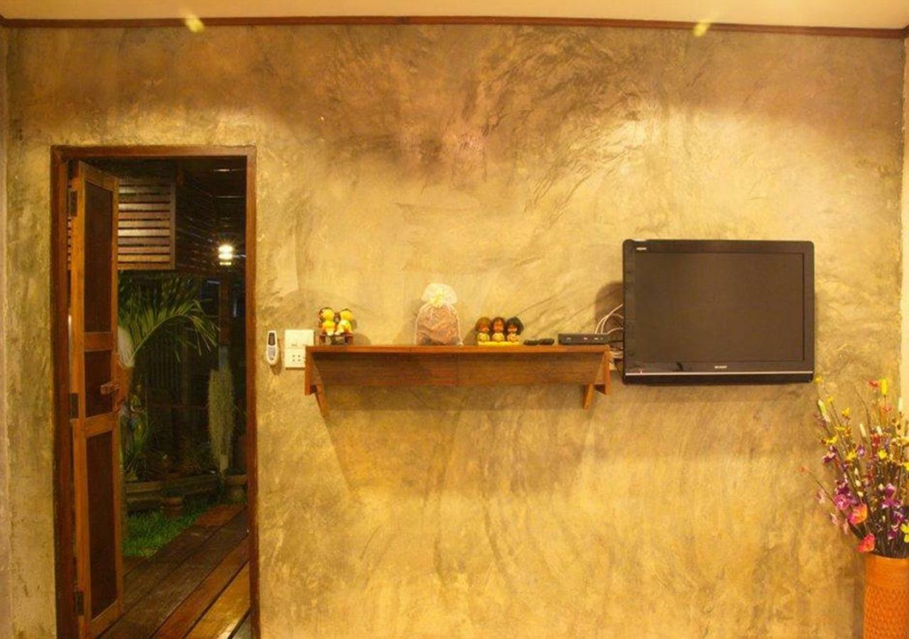 Ferienwohnung Baanchompooamphawa Exterior foto